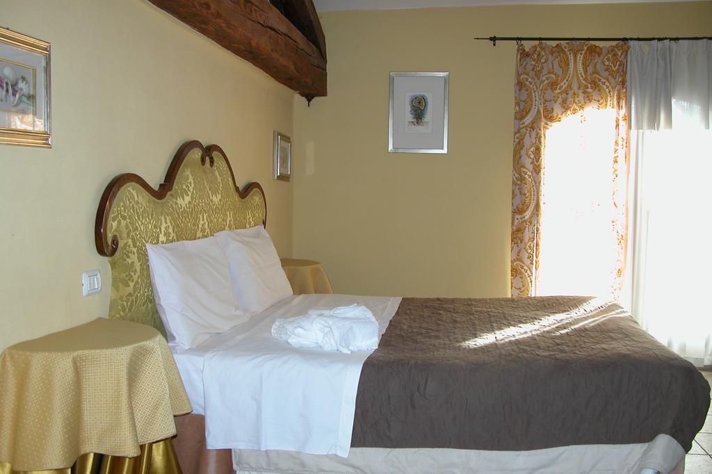 Agriturismo L'Angelina Villa Alfonsine Habitación foto