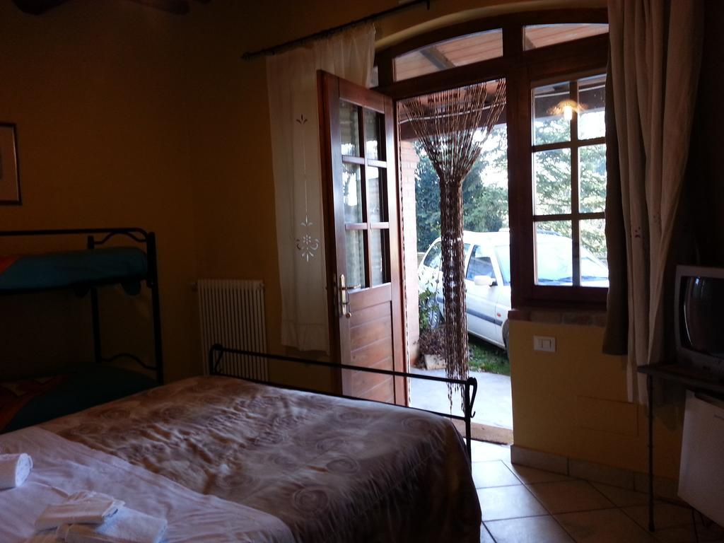 Agriturismo L'Angelina Villa Alfonsine Habitación foto